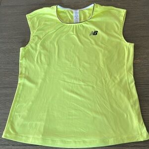 New Balance Women's Cap Sleeve workout top size M neon green
